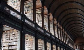 Biblioteca da Trinity fechará por três anos para reforma a partir de 2023