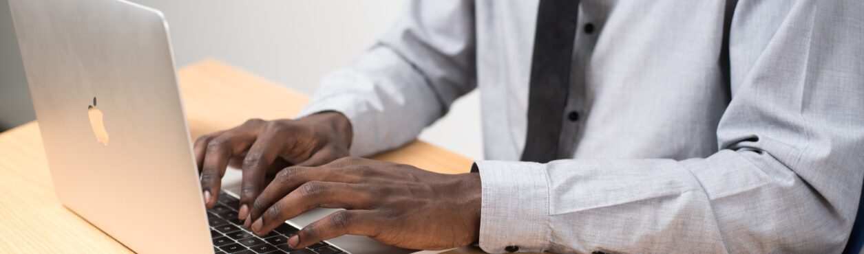 Vagas de emprego fora do Brasil em 2025