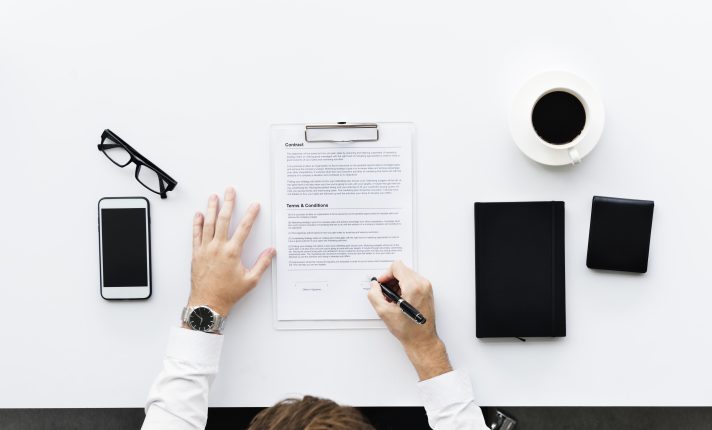 Currículo em inglês: dicas de como estruturar seu CV
