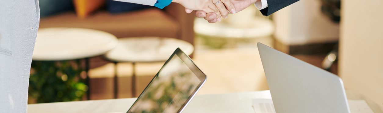 Vagas de emprego abertas na Irlanda: empresas que estão recrutando no país