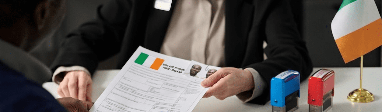 Visto de trabalho a estrangeiros na Irlanda 2026: brasileiros seguem entre as principais nacionalidades