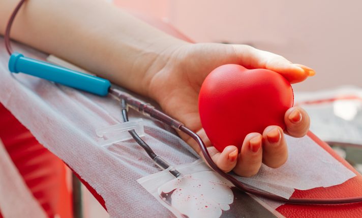 Pesquisa abre caminho a brasileiros pela primeira vez para doar sangue na Irlanda