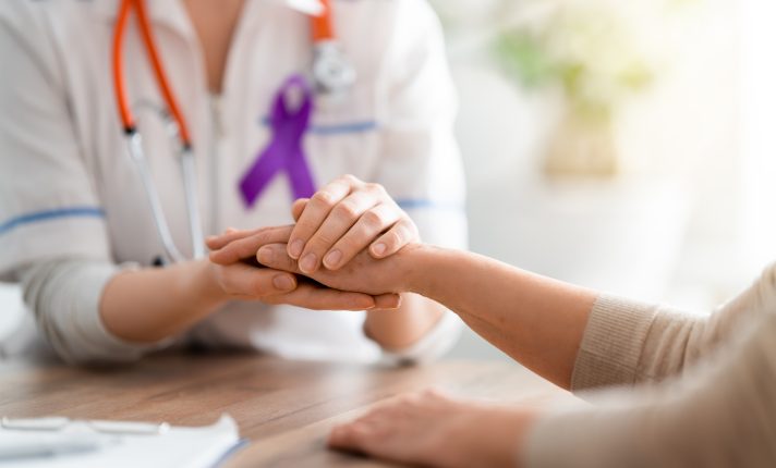 Amor Simples de Doar: grupo brasileiro apoia pacientes com câncer na Irlanda há cinco anos
